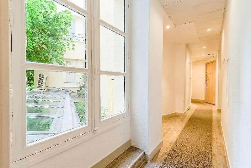 Korner Montparnasse Отель 3*