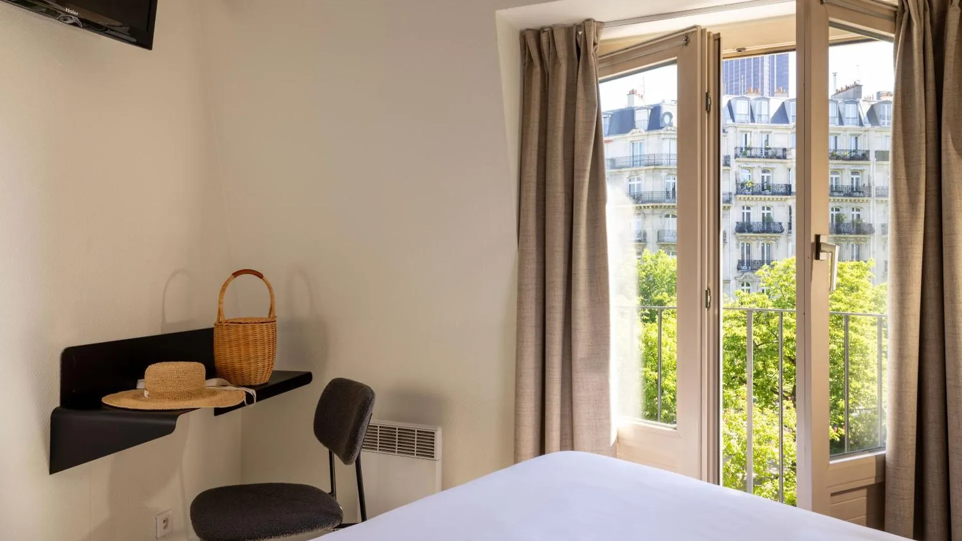 Отель Korner Montparnasse Париж